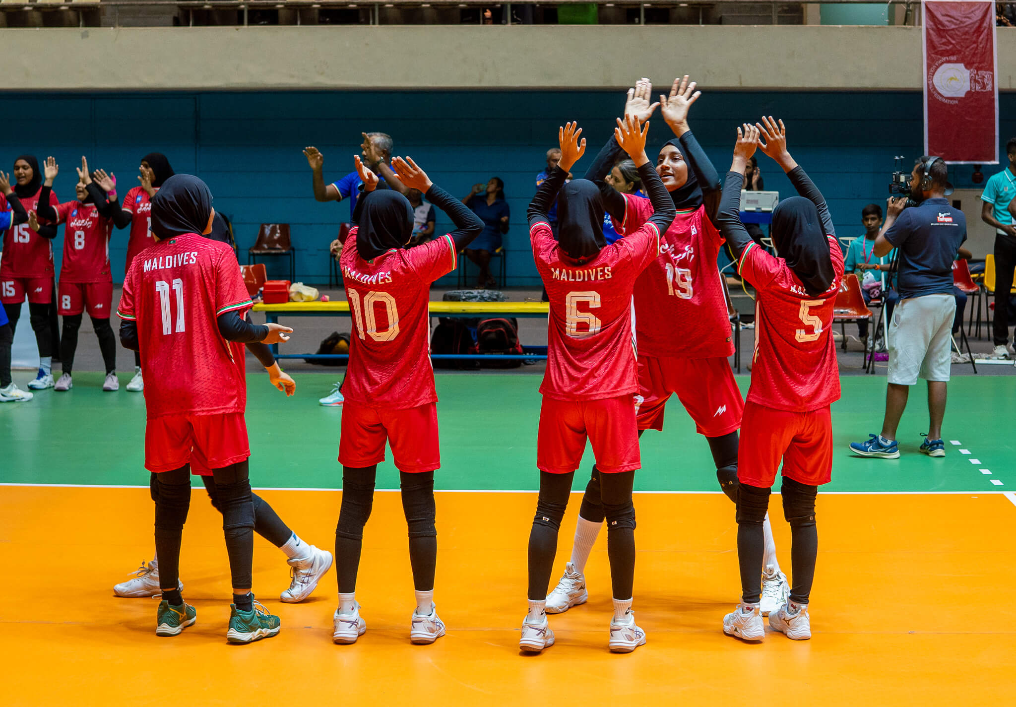 Kyrgyzstan VS Maldives Photo 7